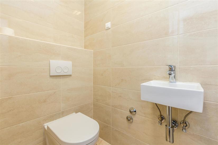 House K1, for 10 persons