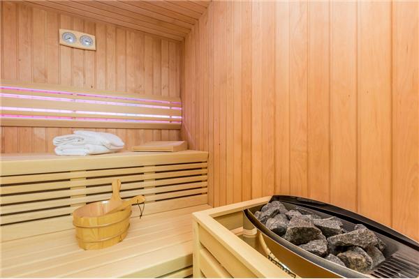 House K1, for 10 persons