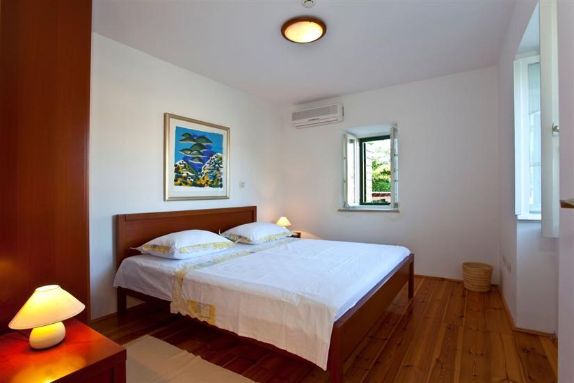 House K1, for 8 persons