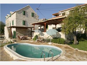 Villa Bonaca Sumartin - island Brac, Size 100.00 m2, Accommodation with pool, Airline distance to town centre 10 m