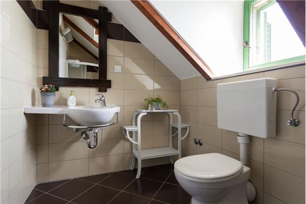 House K1, for 8 persons