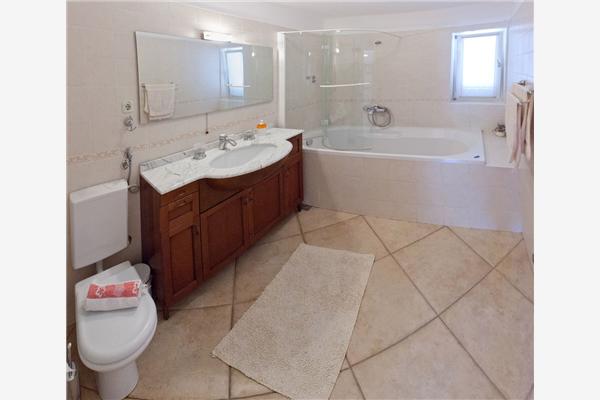 House K1, for 9 persons