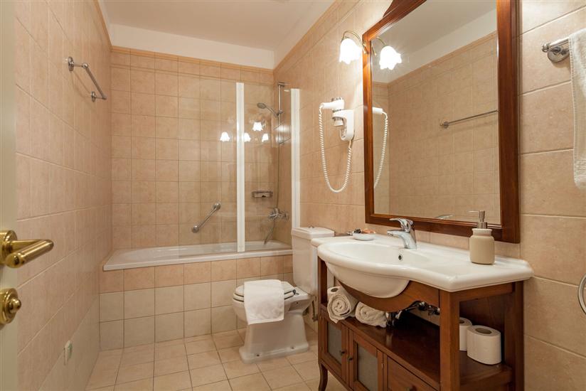 House K1, for 10 persons