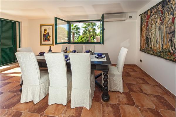 House K1, for 10 persons