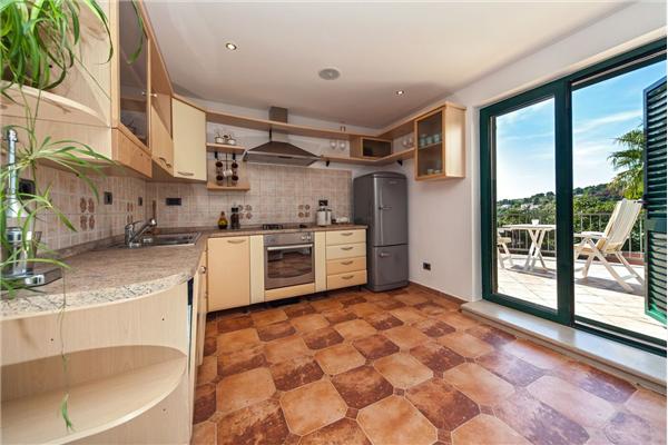 House K1, for 10 persons