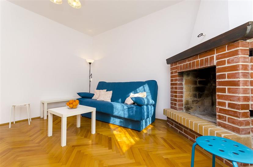 House K1, for 12 persons