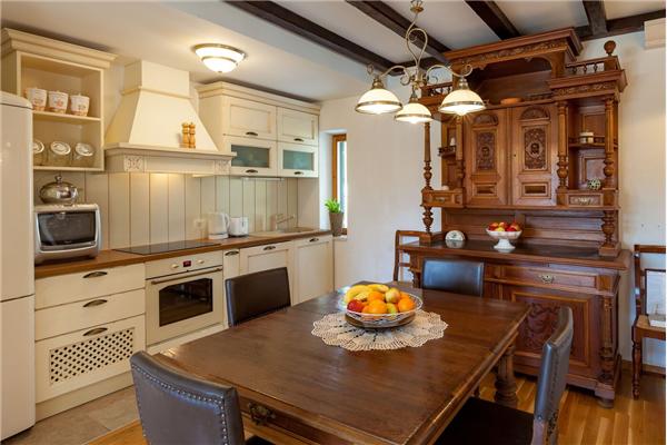 House K1, for 10 persons