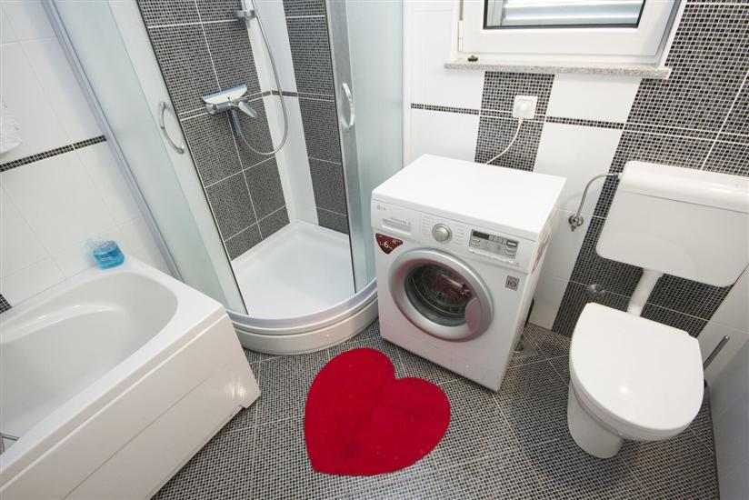 Apartman A1, na 6 osebe