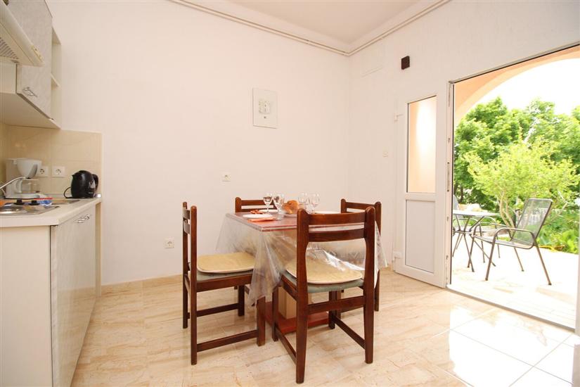Apartment A1, for 4 persons