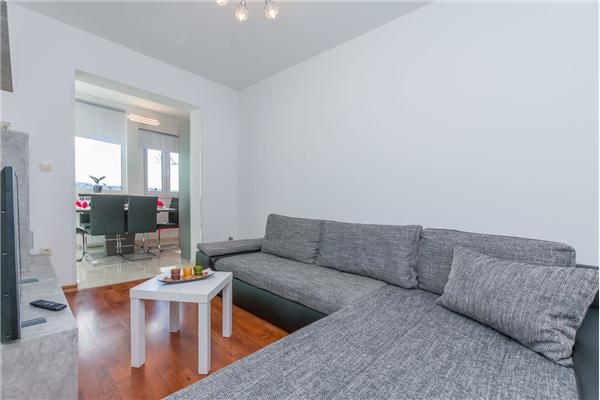 Apartment A1, for 6 persons
