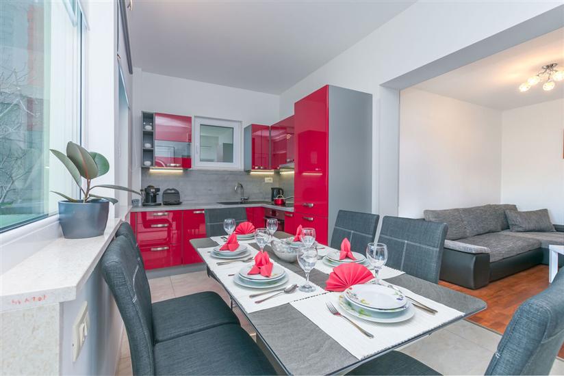 Apartment A1, for 6 persons