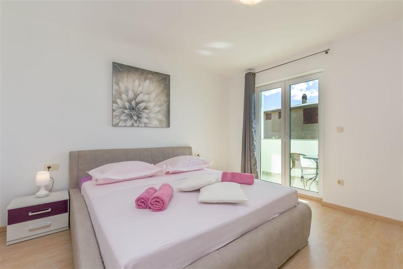 Apartment A1, for 6 persons