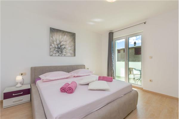 Apartment A1, for 6 persons