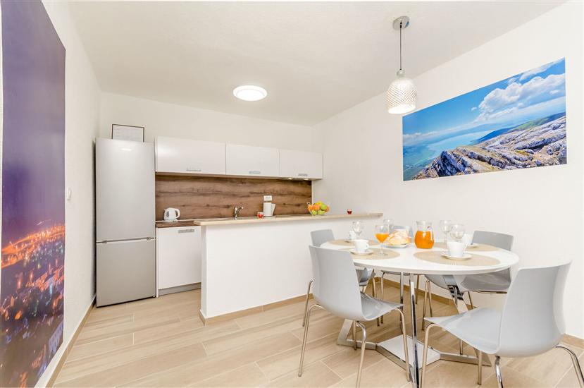 Apartment A1, for 5 persons