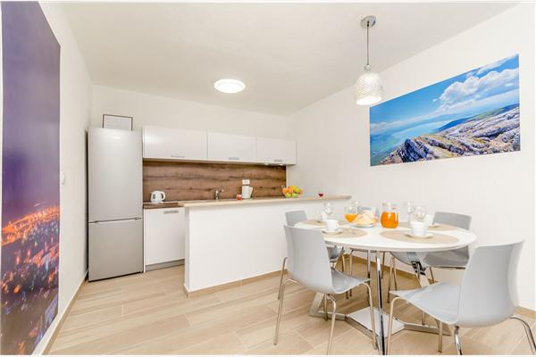 Apartment A1, for 5 persons