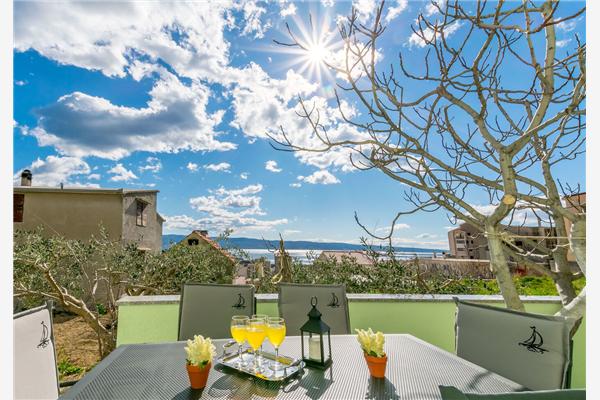 Apartment A1, for 6 persons