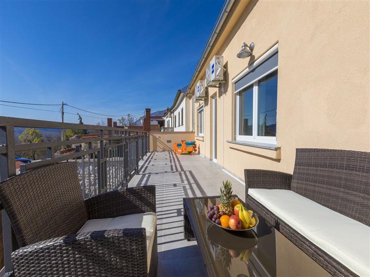 House K1, for 8 persons