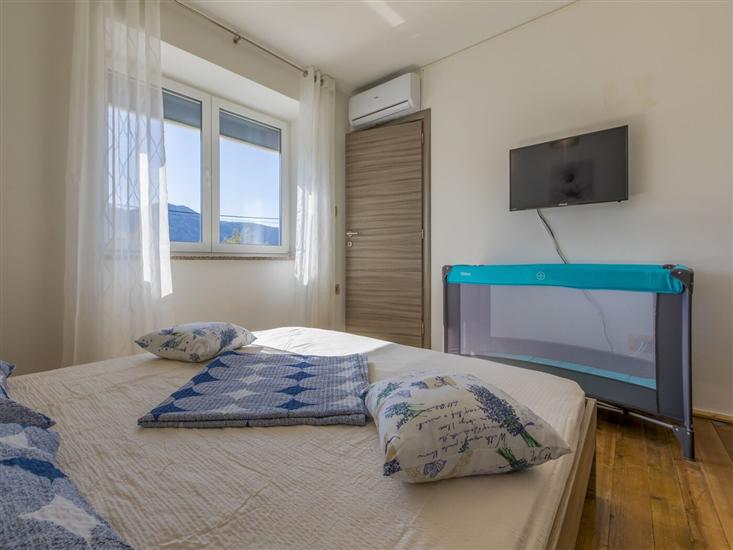 House K1, for 8 persons