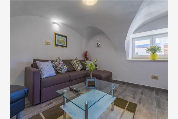 House K1, for 8 persons