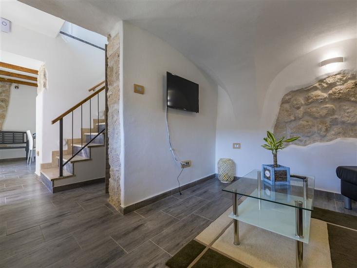 House K1, for 8 persons