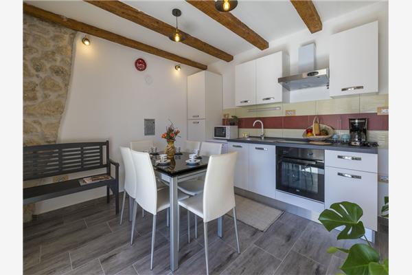 House K1, for 8 persons