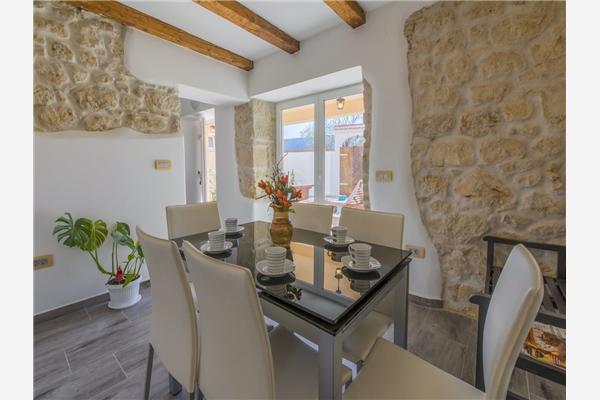 House K1, for 8 persons