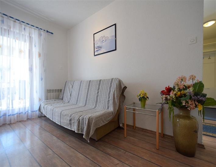 Apartment A1, for 5 persons