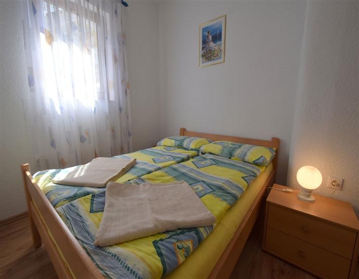 Apartment A1, for 5 persons
