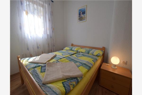 Apartment A1, for 5 persons
