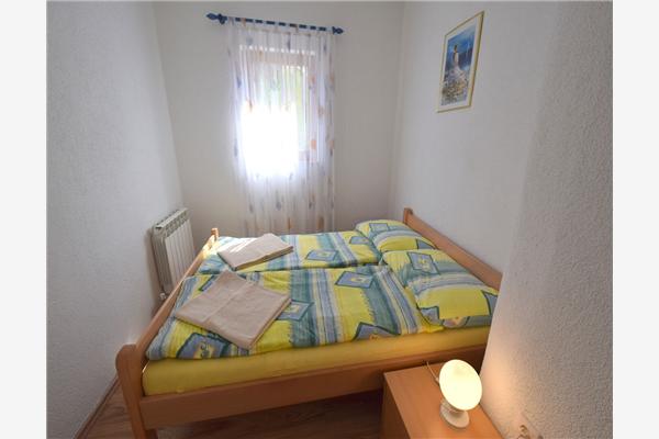 Apartment A1, for 5 persons