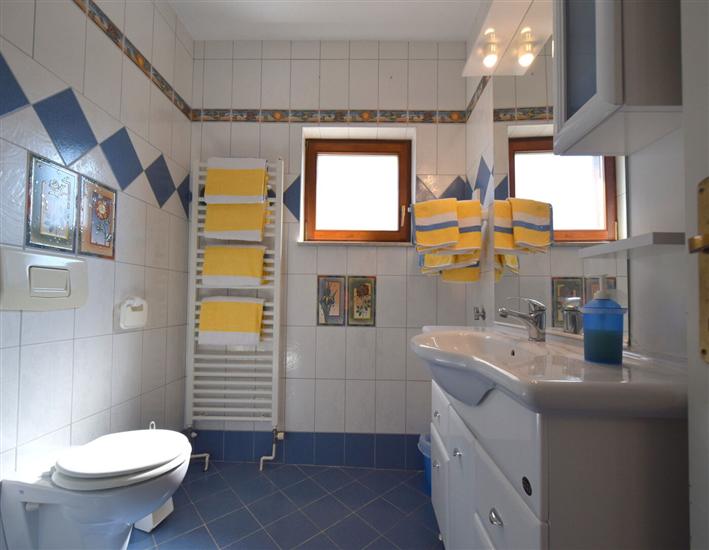 Apartment A2, for 5 persons