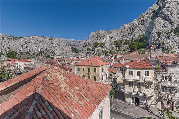 Apartment A1, for 6 persons