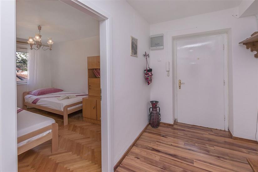 Apartment A1, for 6 persons