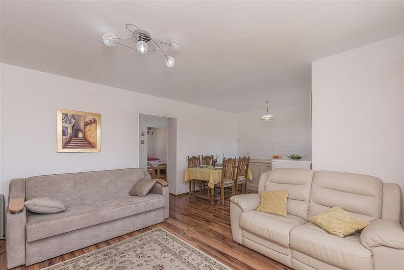 Apartment A1, for 6 persons