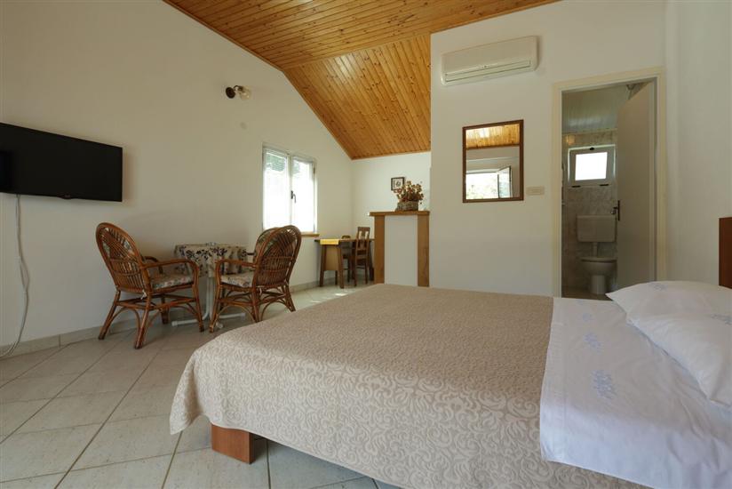 Apartment A1, for 3 persons