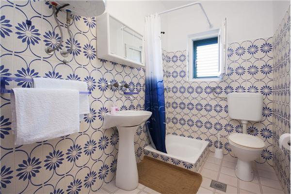 Apartment A2, for 10 persons