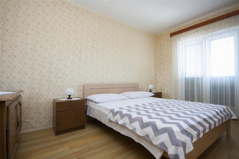 Apartment A2, for 10 persons