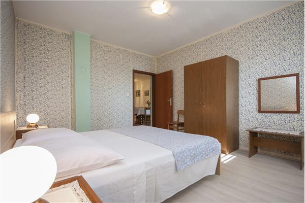 Apartment A2, for 10 persons