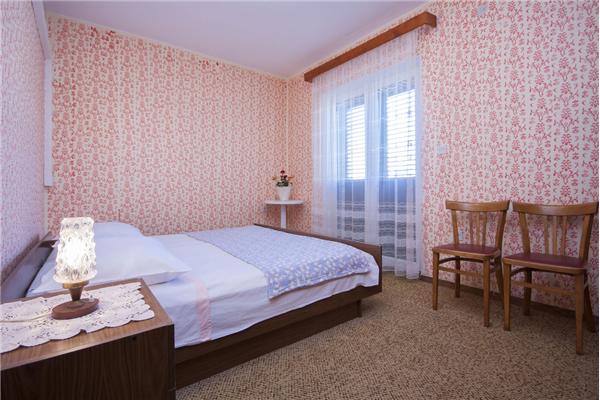 Apartment A2, for 10 persons