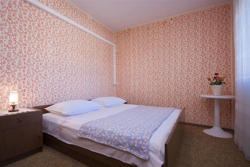 Apartment A2, for 10 persons