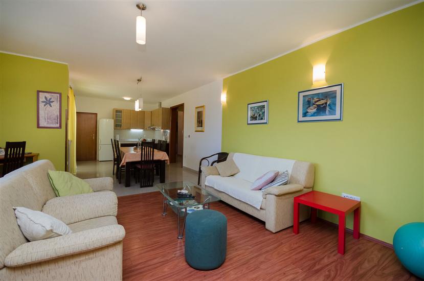 Apartment A2, for 7 persons