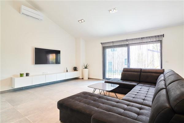 House K1, for 8 persons