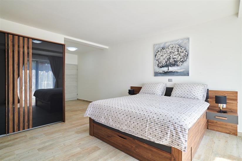 House K1, for 8 persons