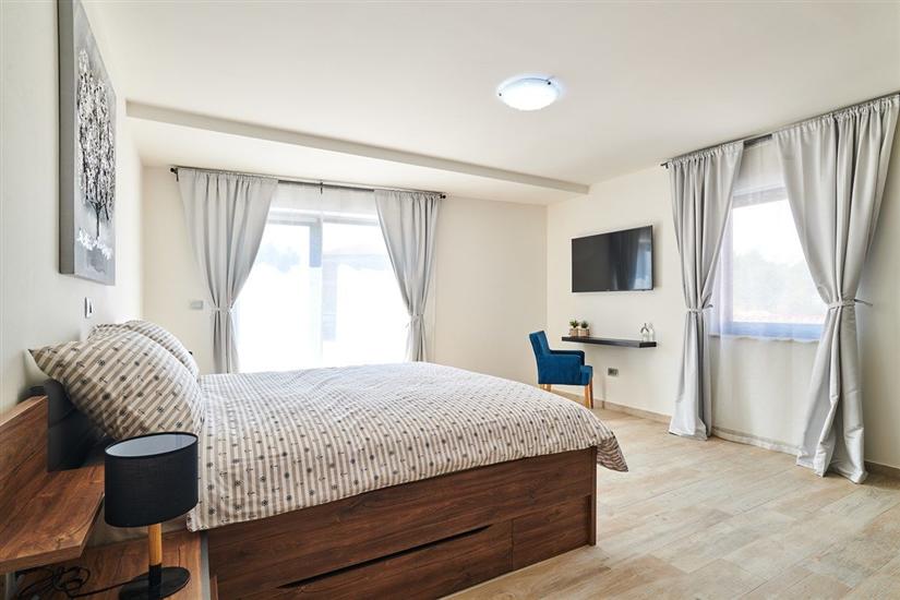 House K1, for 8 persons