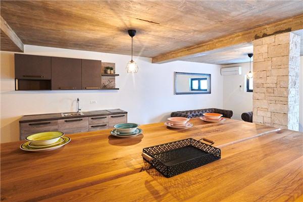 House K1, for 8 persons