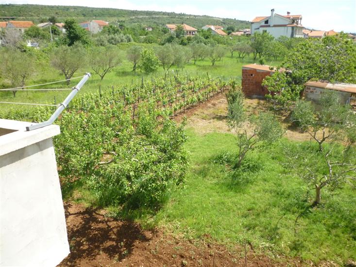 Apartmaj Rada -near sandy beach