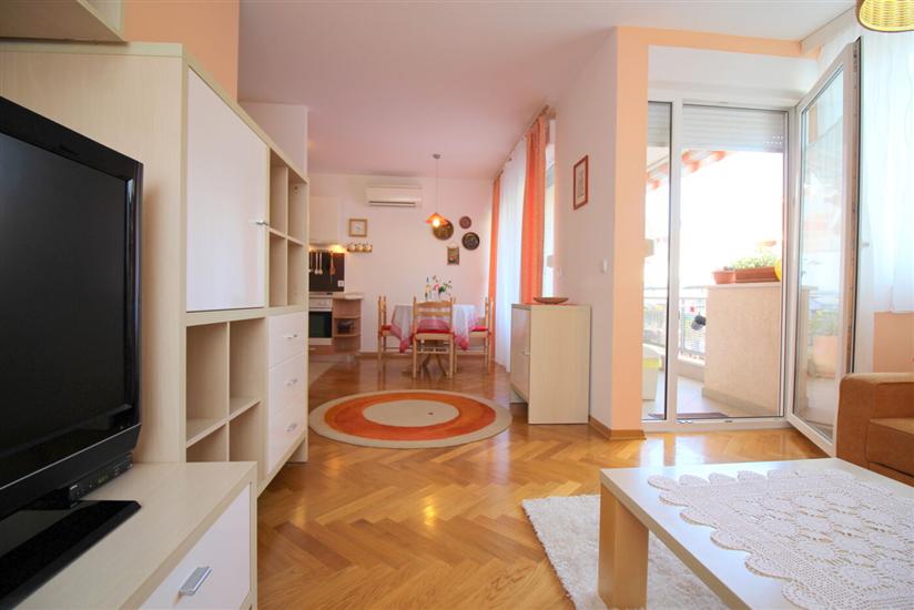 Apartment A1, for 2 persons