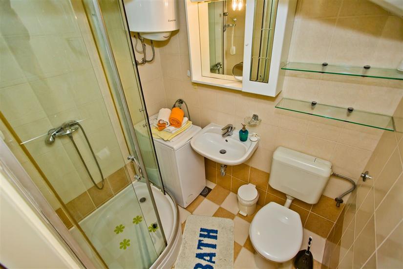 Apartment A6, for 2 persons