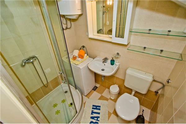 Apartment A6, for 2 persons