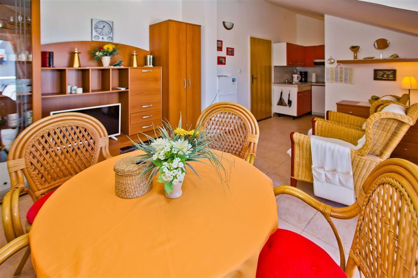 Apartment A6, for 2 persons